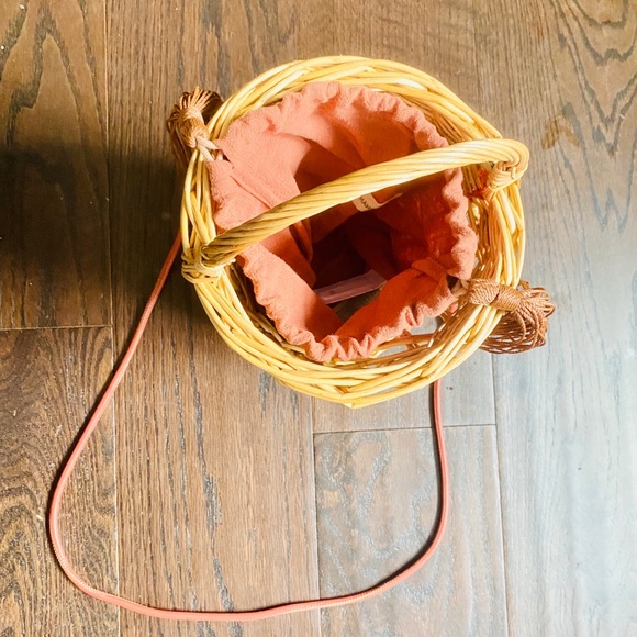 Mango Rattan bucket bag - Picture 9 of 10
